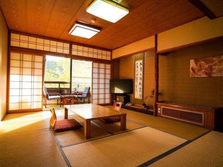 Ryokan Misato Minamioguni Exterior photo